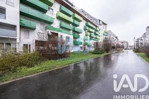 Apartment in Rosny-sous-Bois (93110)