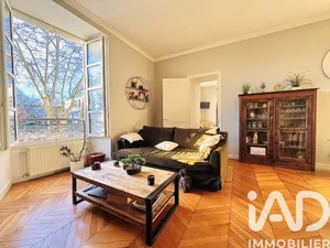 Apartment in Cahors (46000)