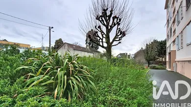 Apartment in Crosne (91560)