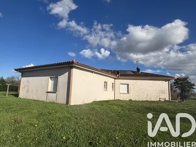 House in Montbeton (82290)