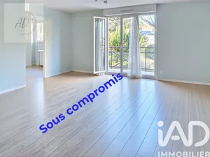 Apartment in Thiais (94320)