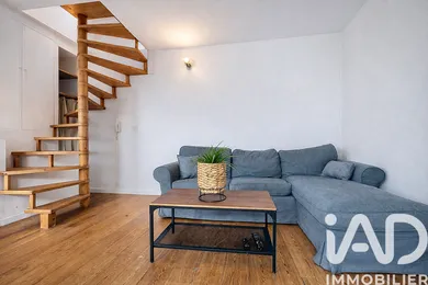 Apartment in Bordeaux (33300)