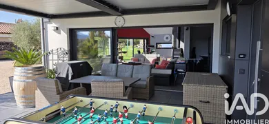 Architectural house in Saint-Jean-Lespinasse (46400)