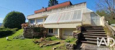 Building in Besançon (25000)