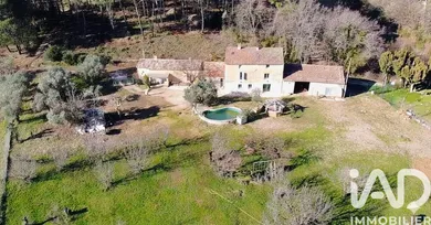 Mas à La Roque-sur-Pernes (84210)