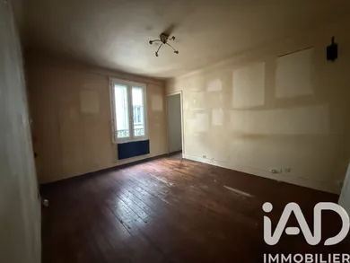 Apartment in Paris (75018)