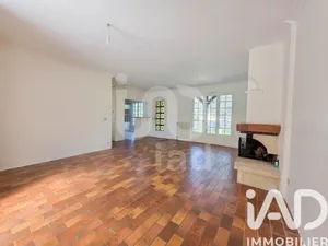 Townhouse in Saint-Avertin (37550)