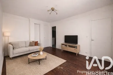 Apartment in Paris (75018)