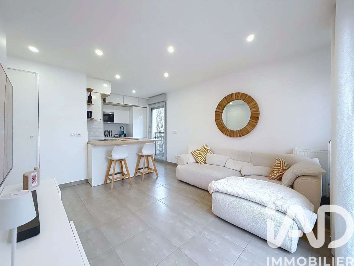appartement à Réau