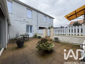 House in CHAUVE (44320)