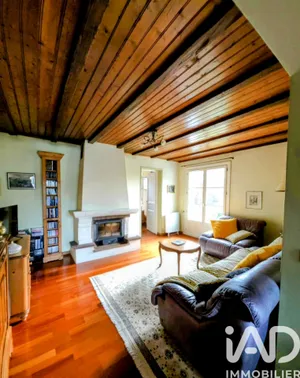 House in Maintenon (28130)