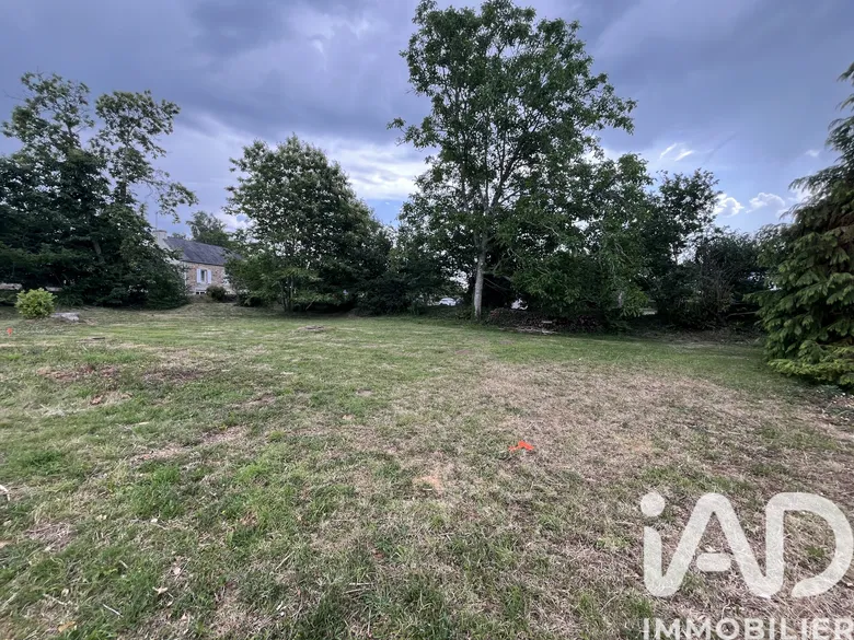 Terrain à bâtir à La Forêt-Fouesnant (29940) · 137 000 €