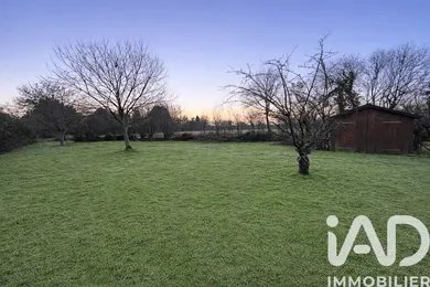 Land in PLEGUIEN (22290)