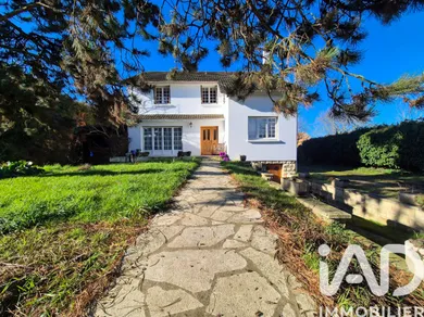 House in Bernes-sur-Oise (95340)