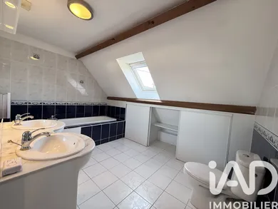 Maison à Champlay (89300)