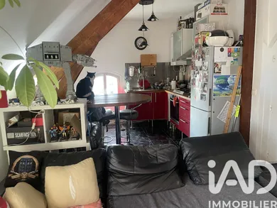 Apartment in Villeneuve-le-Roi (94290)