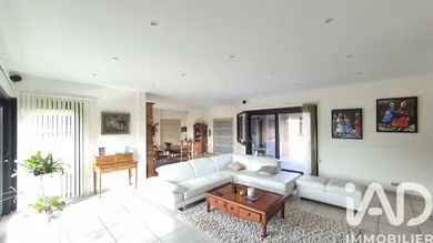 Architectural house in Mouchin (59310)