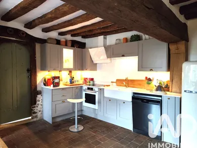 Mansion in Illiers-Combray (28120)
