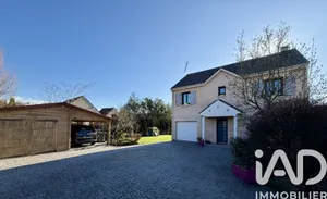 Maison traditionnelle à Hardricourt (78250)