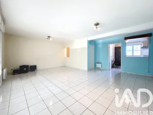 Apartment in Villemandeur (45700)