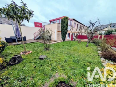 Duplex in Moisselles (95570)