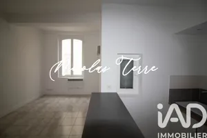 Apartment in Toulon (83000)
