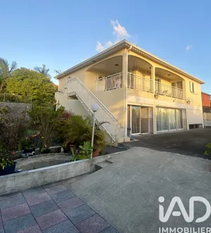 Maison à Saint-Pierre (97410)