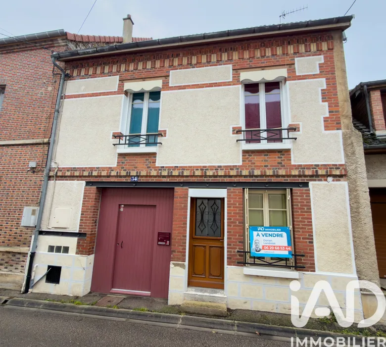 Maison 5 pièces 169 m² · à Blancs-Coteaux · 169 m² · 225 000 €