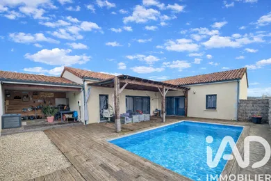 Detached house in Valdivienne (86300)
