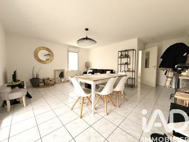 Apartment in Poitiers (86000)