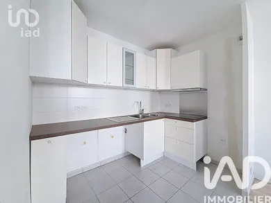 Apartment in Chessy (77700)