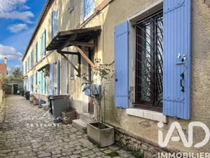 Townhouse in Taverny (95150)