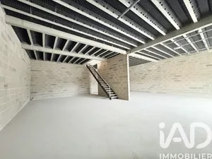 Immeuble à Montussan (33450)