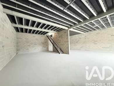 Immeuble à Montussan (33450)