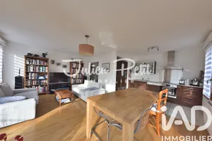 Apartment in Antony (92160)