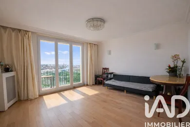 Apartment in Rosny-sous-Bois (93110)