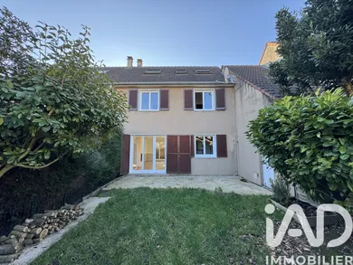 Maison de ville à Fontenay-le-Fleury (78330)