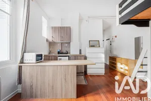 Apartment in Paris (75019)