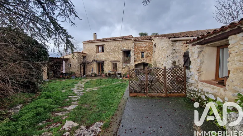 Maison 15 pièces 465 m² · à Quinson · 465 m² · 1 157 500 €