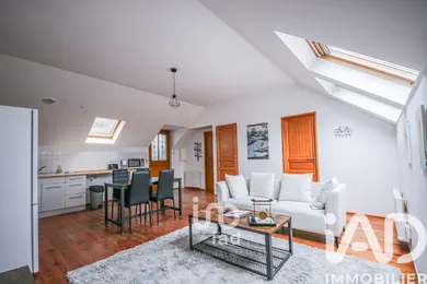 Immeuble à Pont-de-l'Arche (27340)