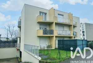 Apartment in Viry-Châtillon (91170)