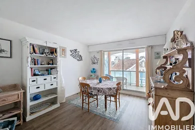 Apartment in Arcachon (33120)