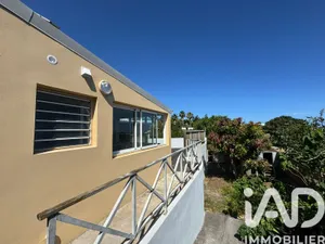 Townhouse in Saint-Joseph (97480)