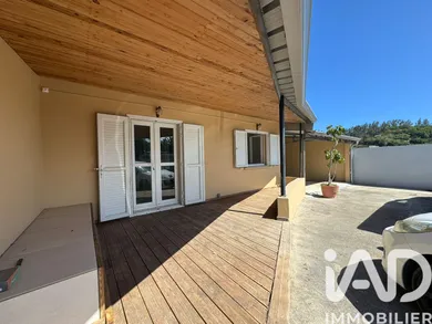 Townhouse in Saint-Joseph (97480)