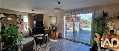 House in Salles (33770)