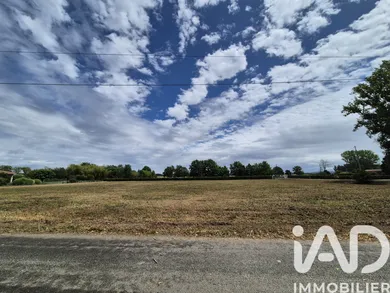 Building plot in Saint-Pierre-d'Eyraud (24130)