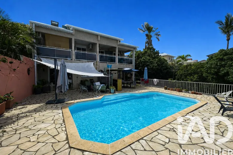 Maison 10 pièces 187 m² · à Saint-Leu · 187 m² · 780 000 €