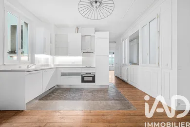 Apartment in Paris (75018)