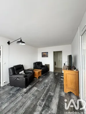 Apartment in Joué-lès-Tours (37300)
