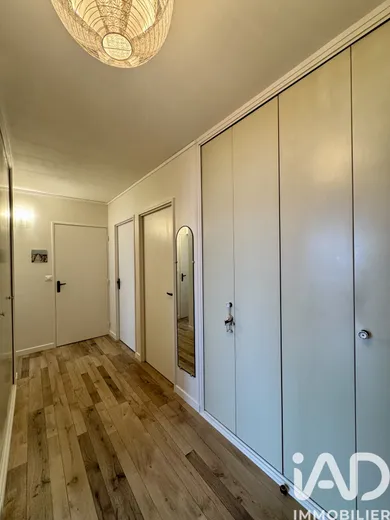Apartment in Joué-lès-Tours (37300)